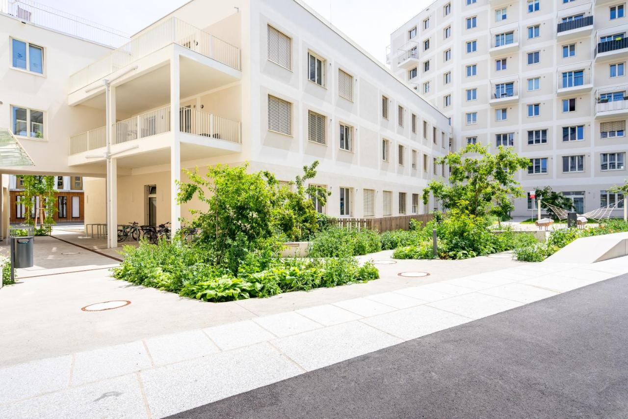 FeelGood Apartments SmartLiving | contactless check-in Thumbnail