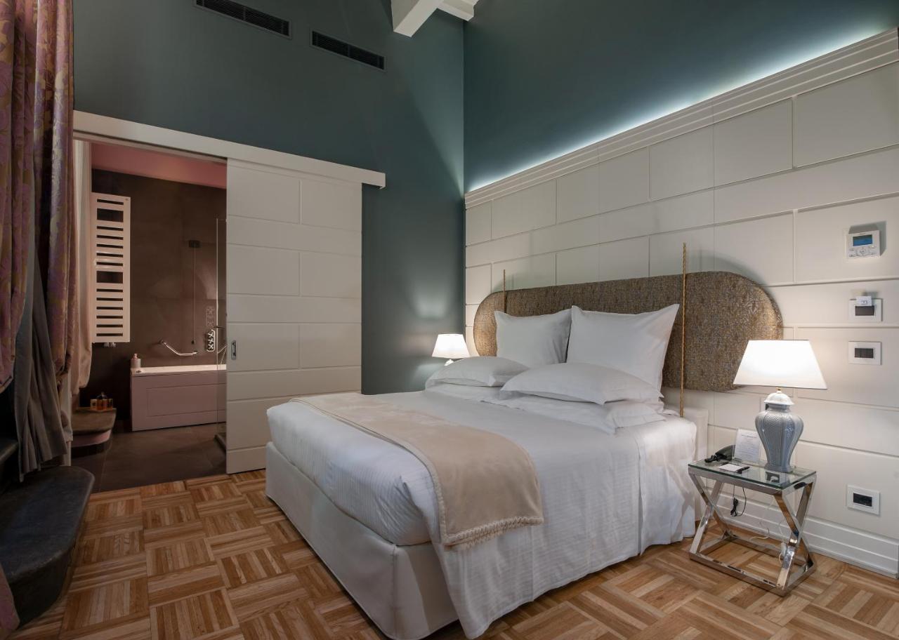 Hotel Number Nine - 6