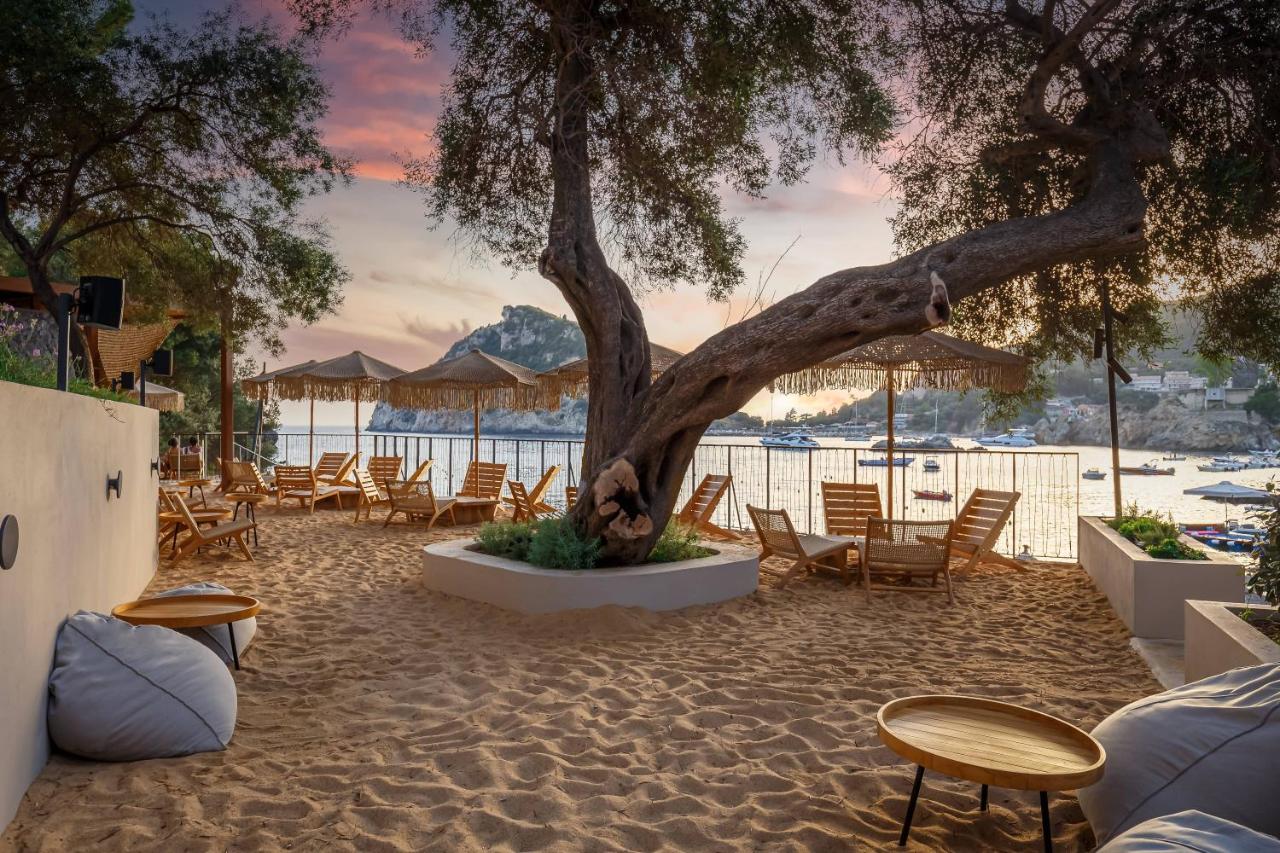 Akrotiri Beach Resort & Spa - Adult Friendly - 3
