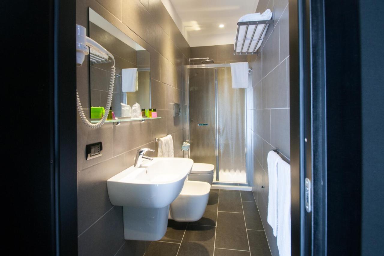 Fly Boutique Hotel photo 4