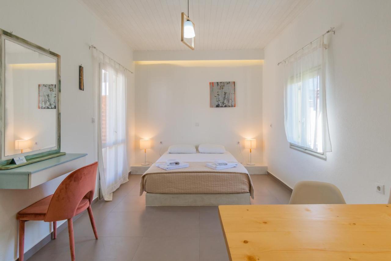 Christina Boutique Studios Elounda - 3