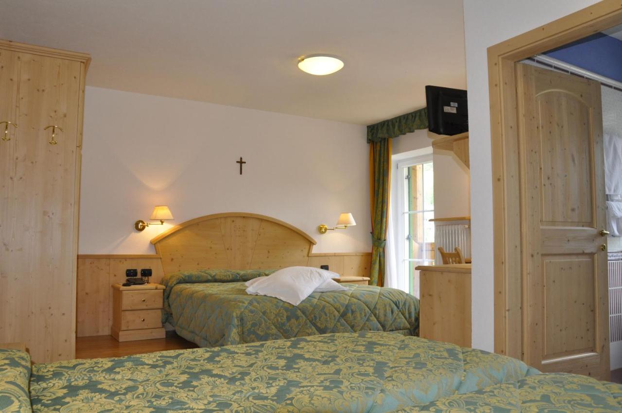 Hotel El Pilon photo 2