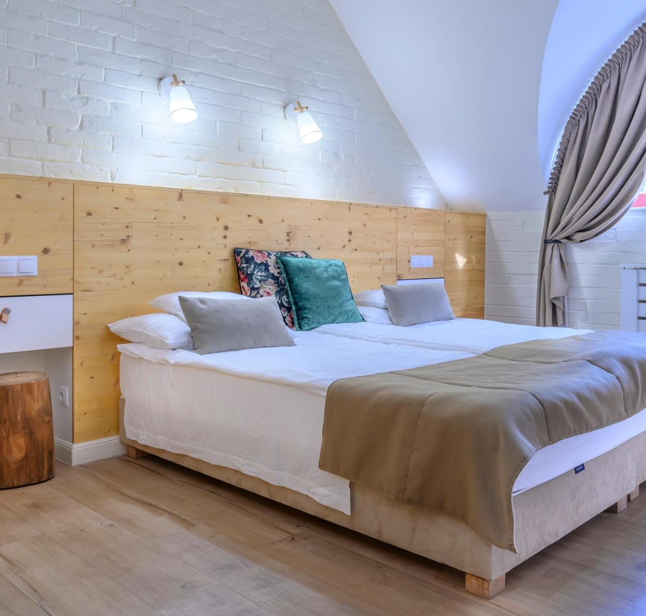 Hotel Tókert Szálloda és Étterem photo 3
