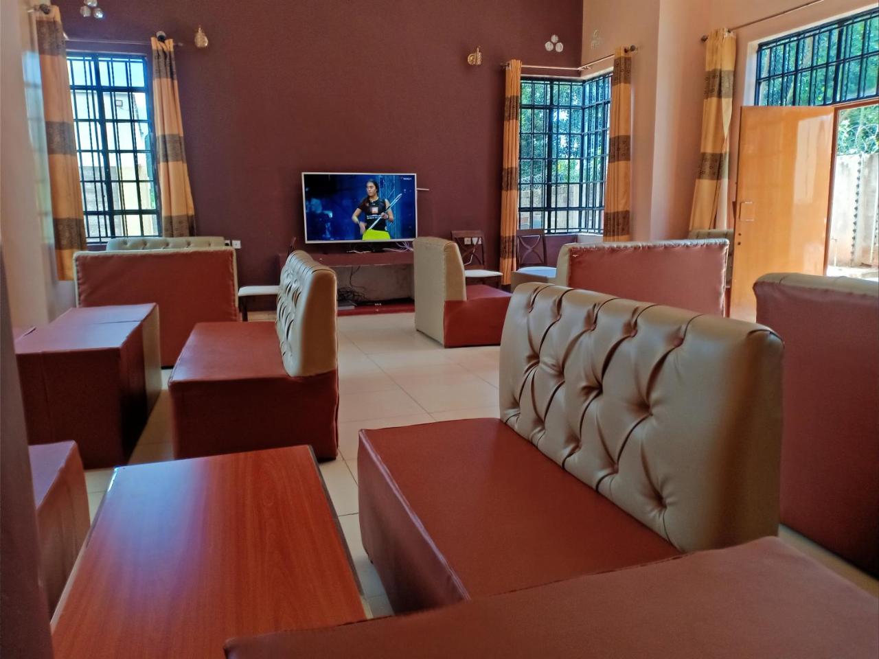 The Peak Meadows Hotel photo 2