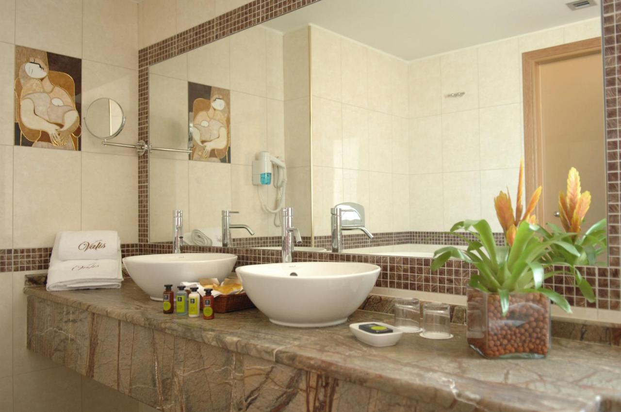 Valis Resort Hotel - 2