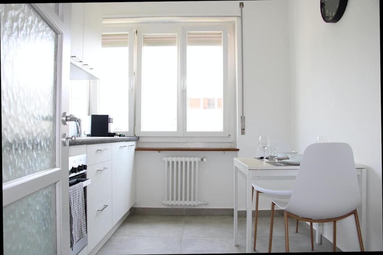 New & Modern Apartment with Beautiful Lake View! - 3