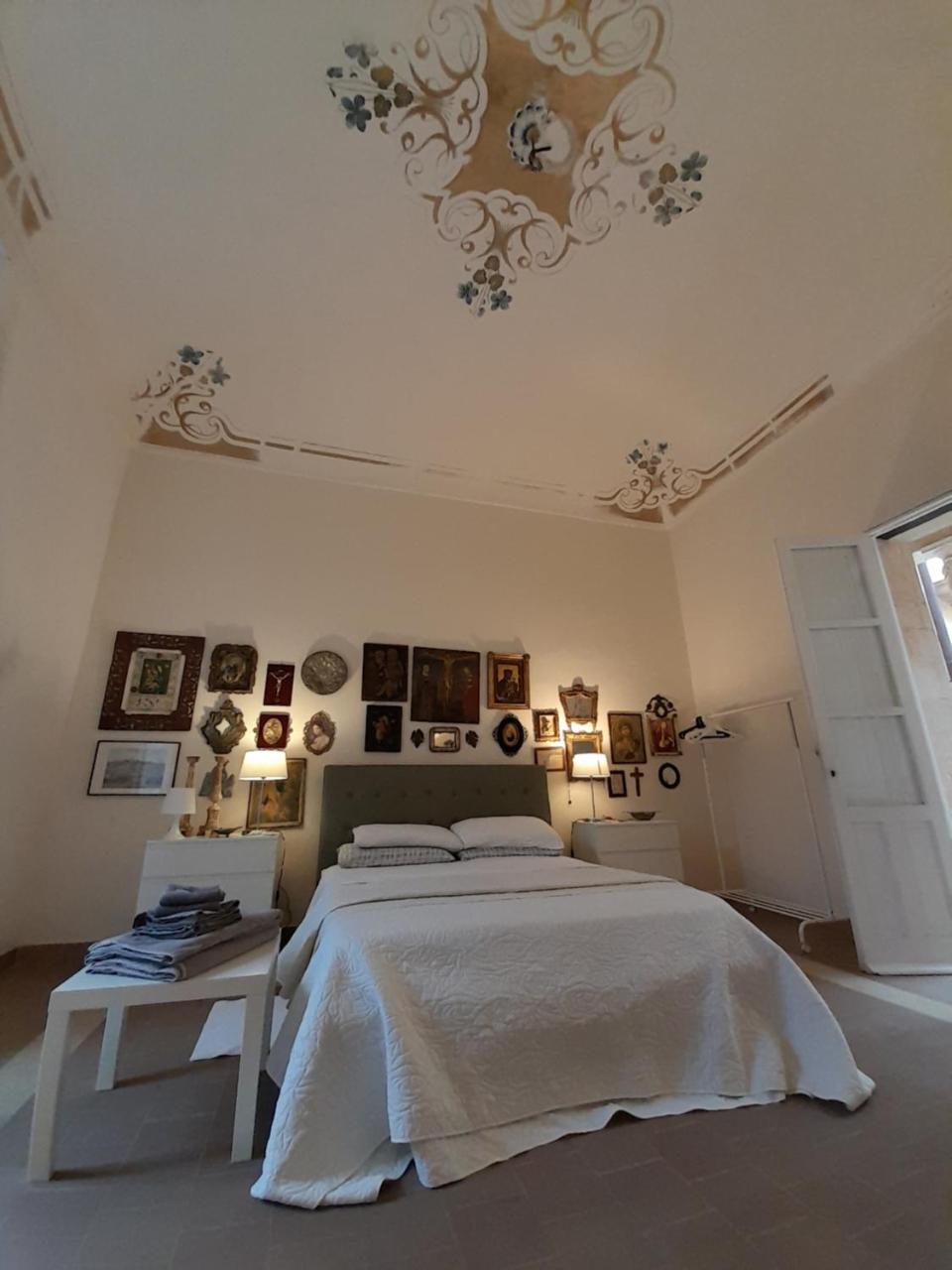 Photo - Ortigia Family House