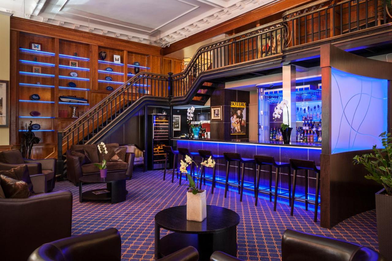 LHotel photo 3