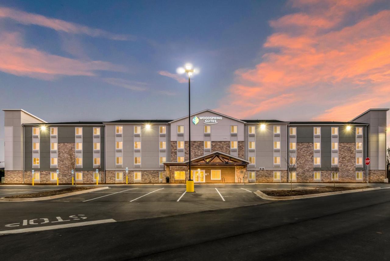 WoodSpring Suites Charlotte - University Research Park Thumbnail
