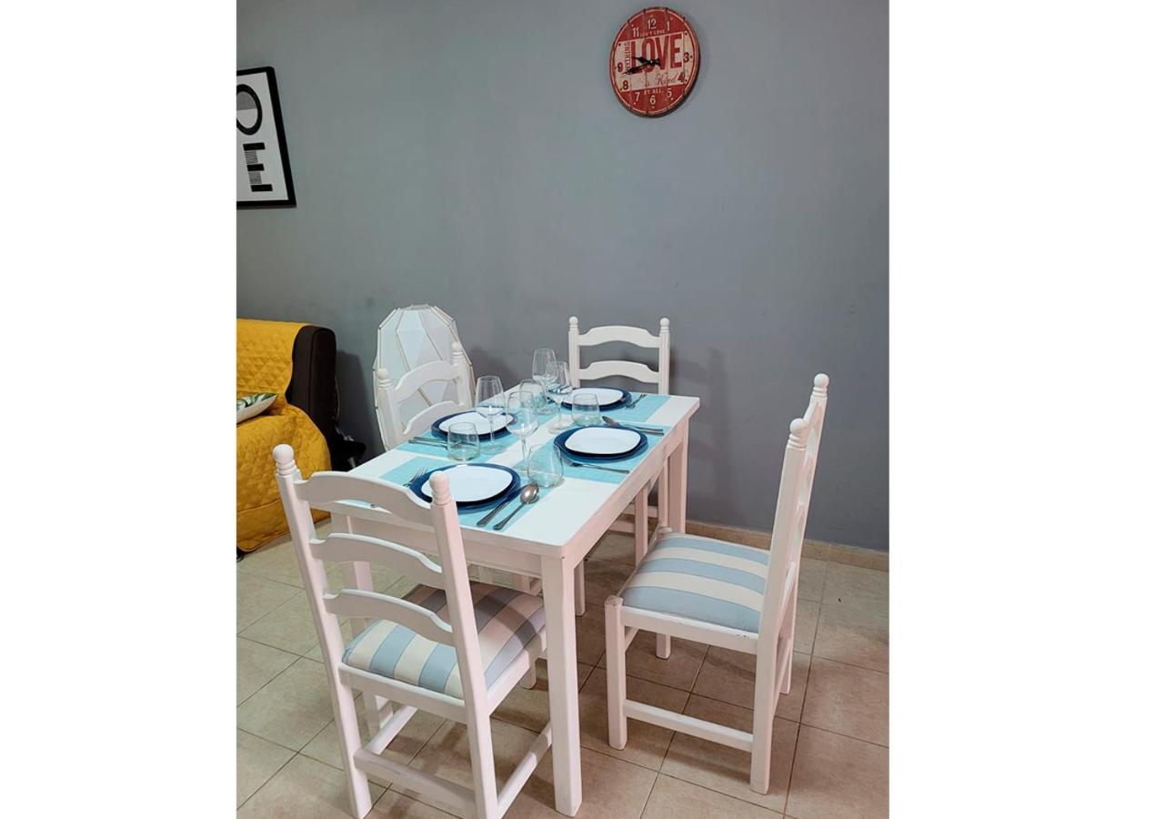 Apartamento funcional en residencial con piscina en inmejorable ubicación en centro de la isla - 6