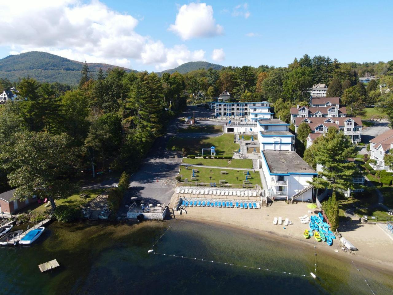 Lakefront Terrace Resort photo 2