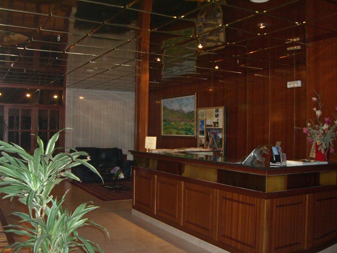 Hotel La Seu photo 4