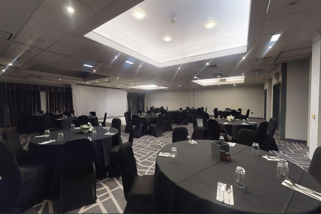 Village Hotel Birmingham Walsall photo 2
