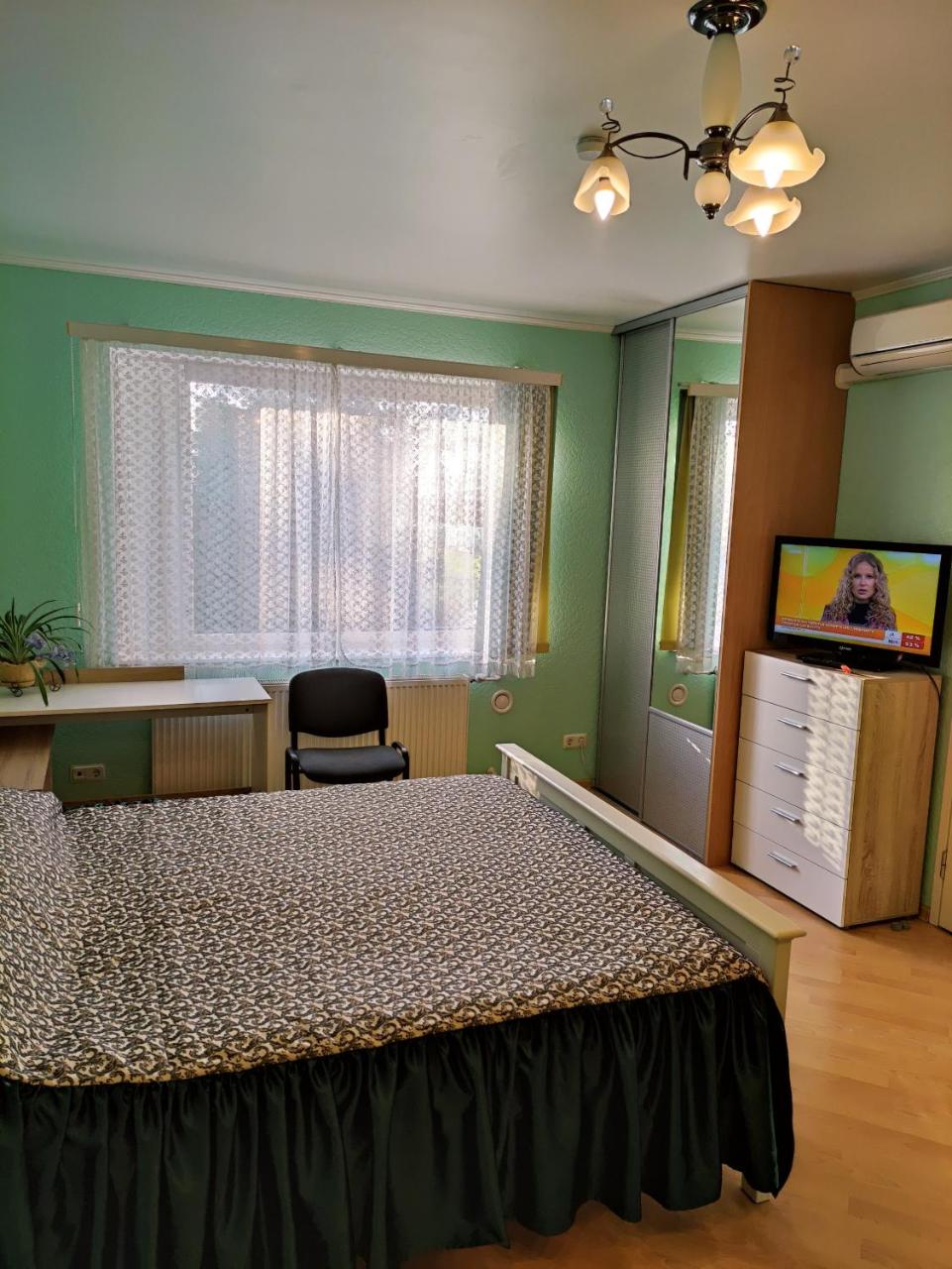 Oasis Apartments - 5