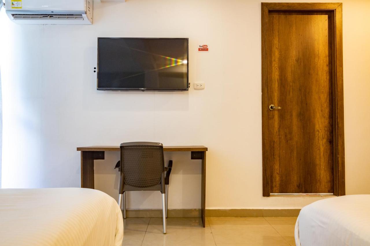Hotel Amoek photo 2