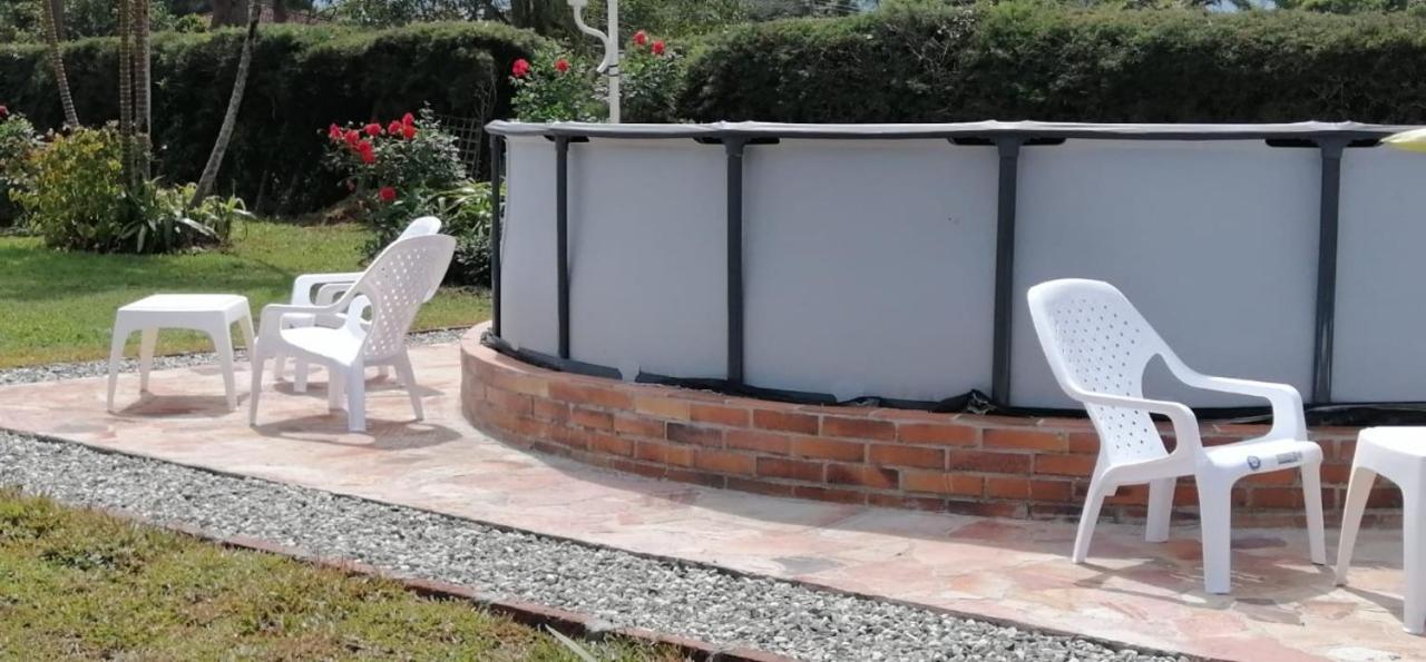 Hermosa Cabana con bonito Jardin y piscina en la Mesa de los Santos photo 3