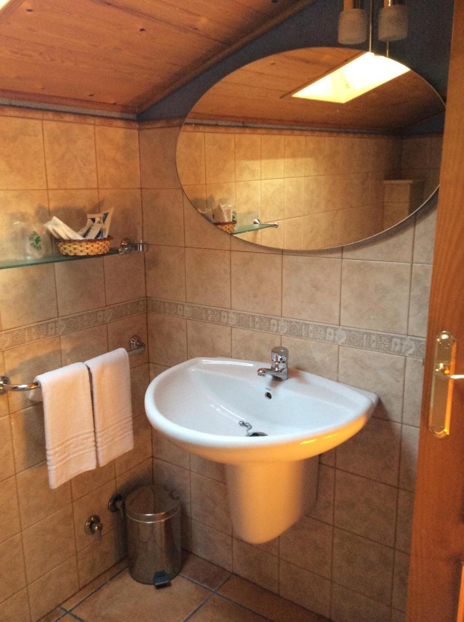 Hotel La Ribera photo 2