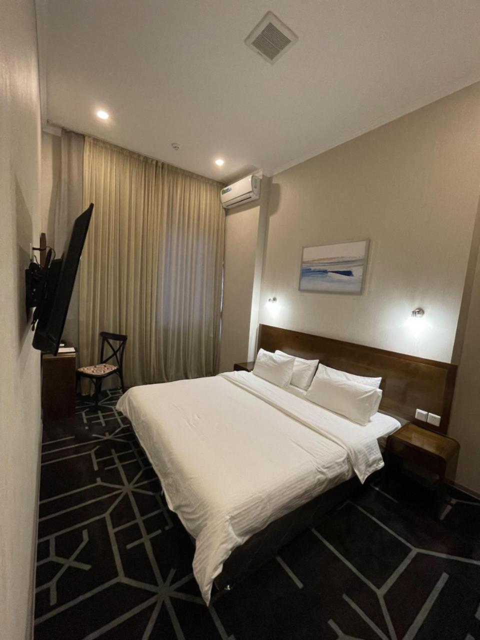 City Centre Hotel photo 3