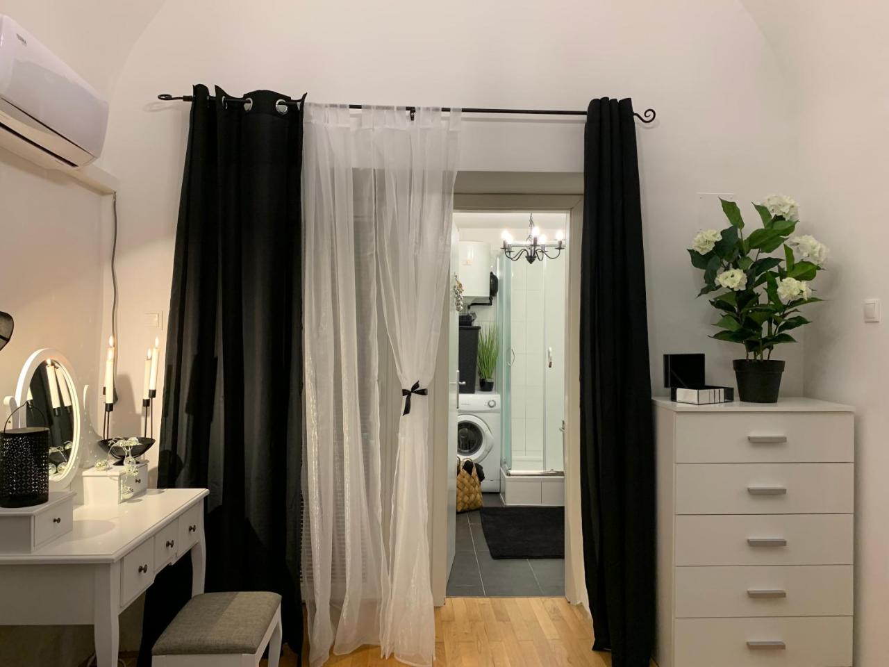 Apartment Capital - 3