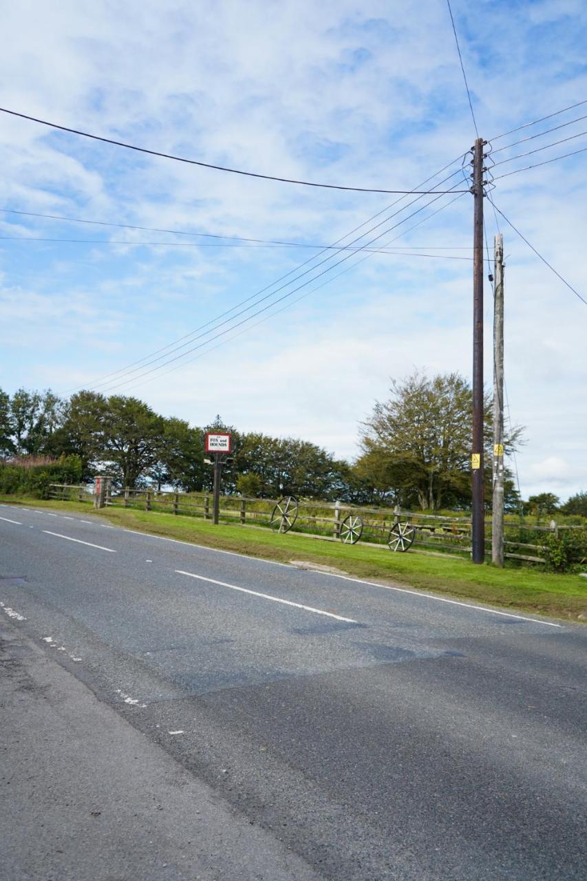 Fox & Hounds Hotel photo 4
