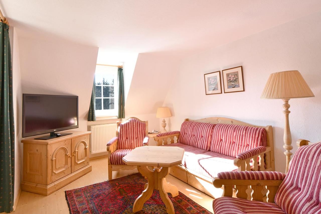 Landhotel Altes Zollhaus photo 3