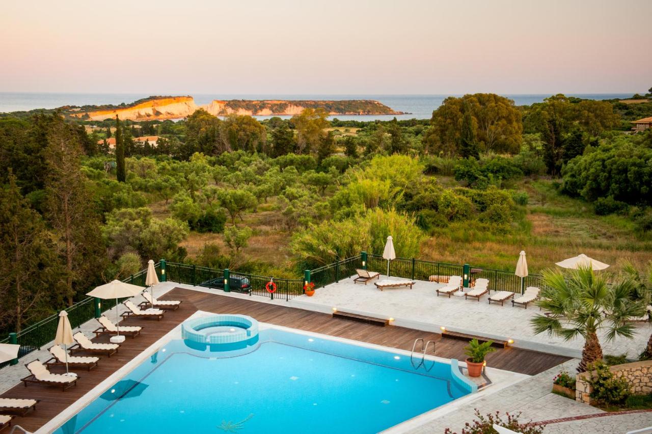 Photo - Belvedere Gerakas Luxury Suites