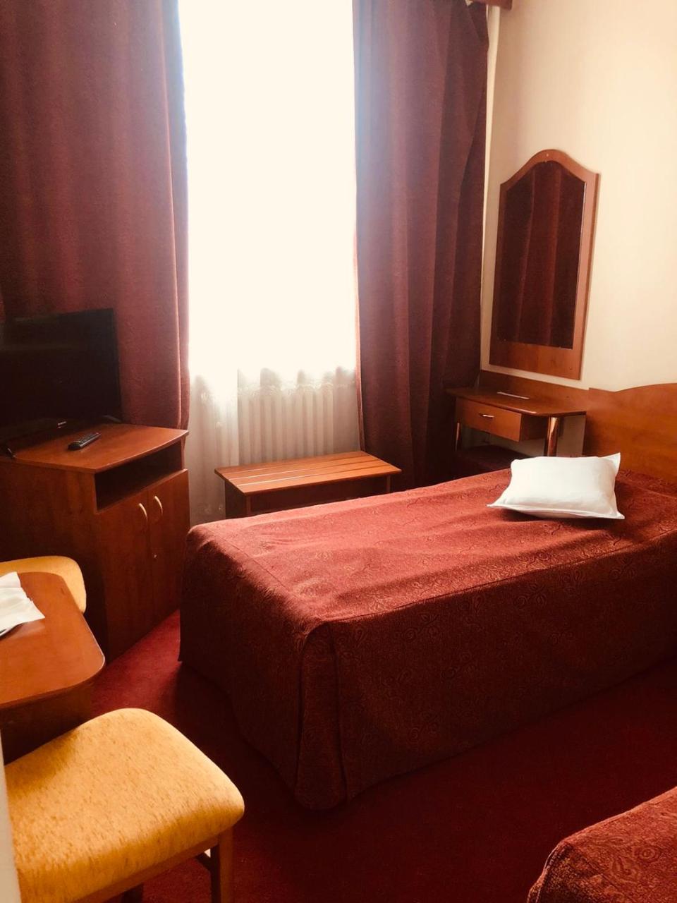 HOTEL MUNTENIA photo 2