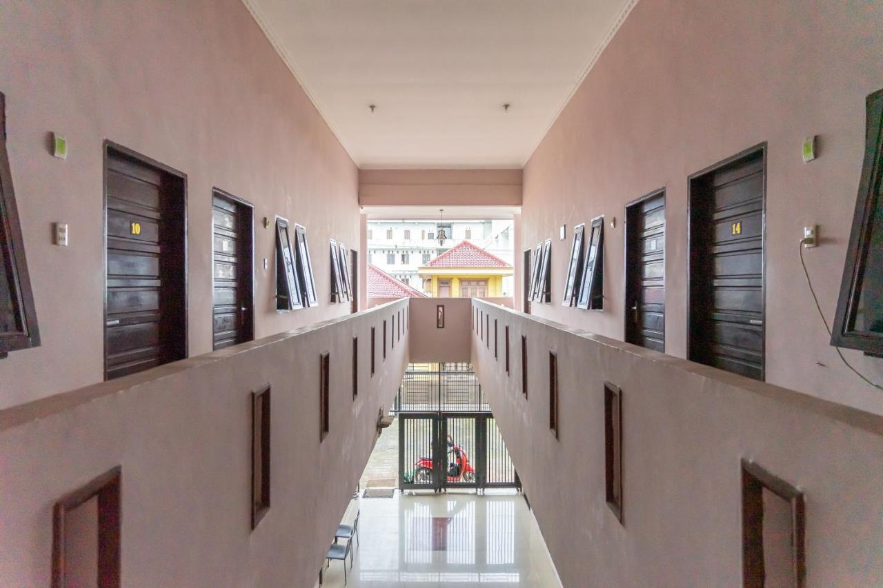Vandolia Guest House Medan RedPartner photo 4