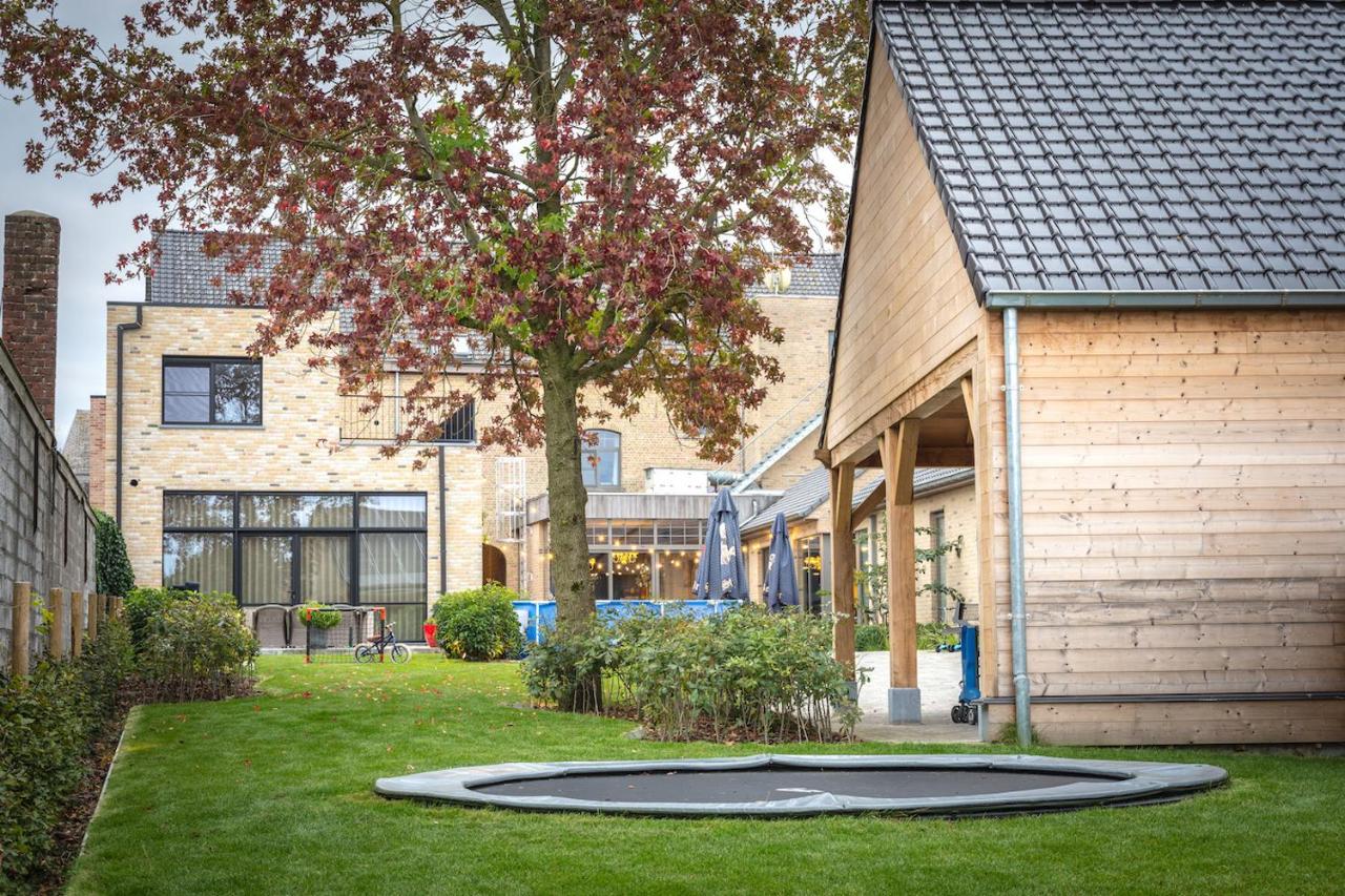 Oud Gemeentehuis photo 2