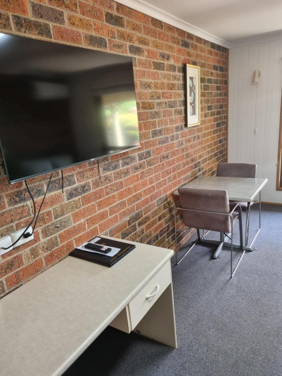 Country Roads Motor Inn Naracoorte photo 3
