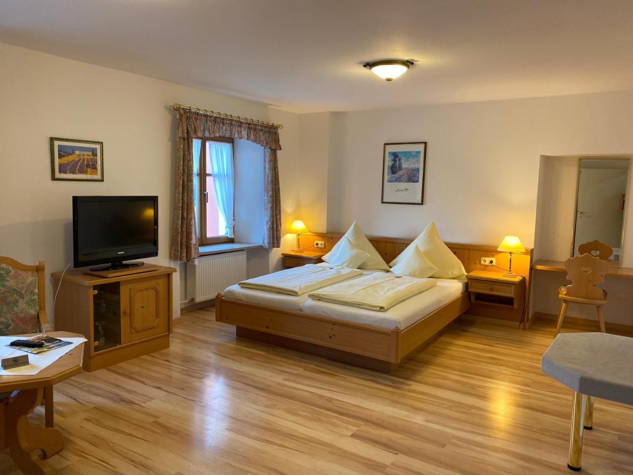 Hotel Lobmeyer photo 3