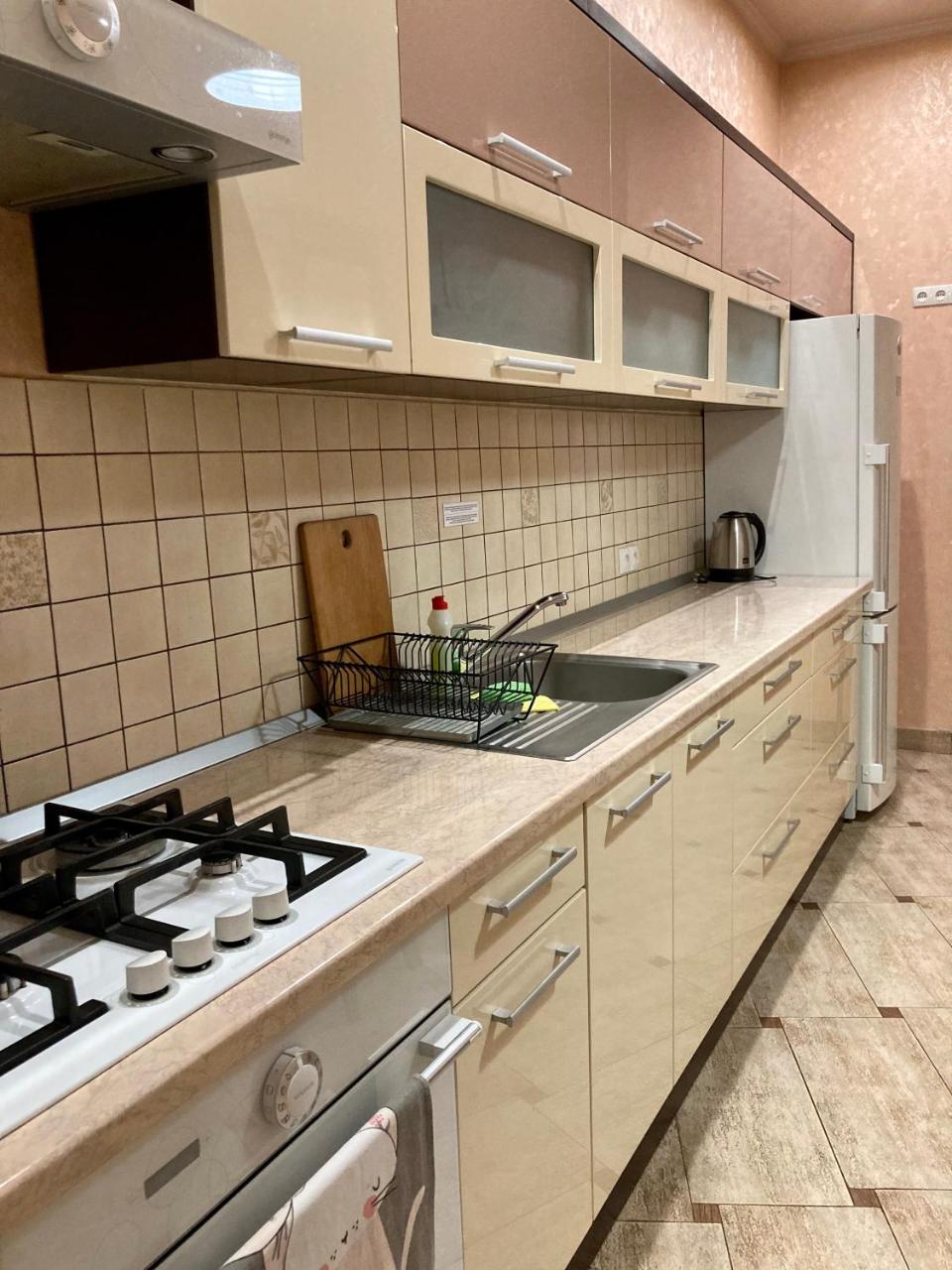 Large apartment in the city center photo 4