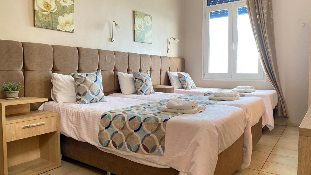 Pelineon Rooms - 6