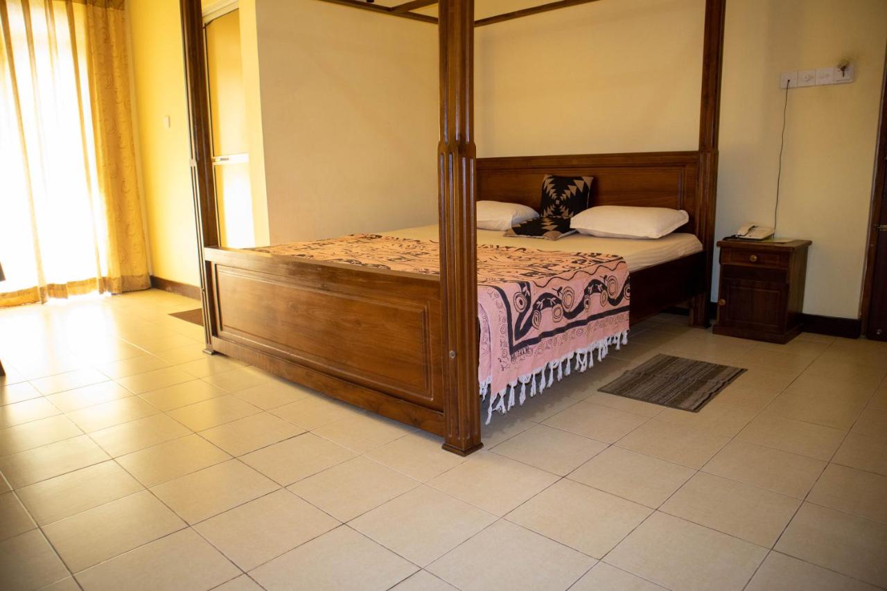 Chamaya Holiday Inn photo 3