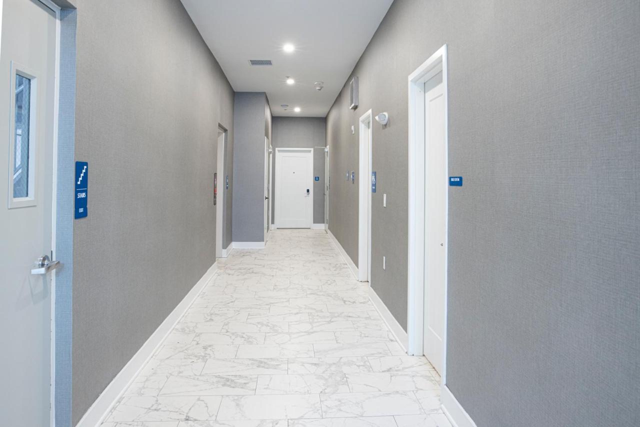 Peachtree Suites - Jersey City photo 2