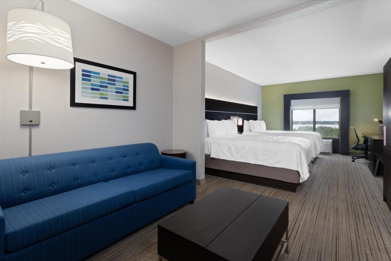 Holiday Inn Express & Suites Lake Placid by IHG photo 4