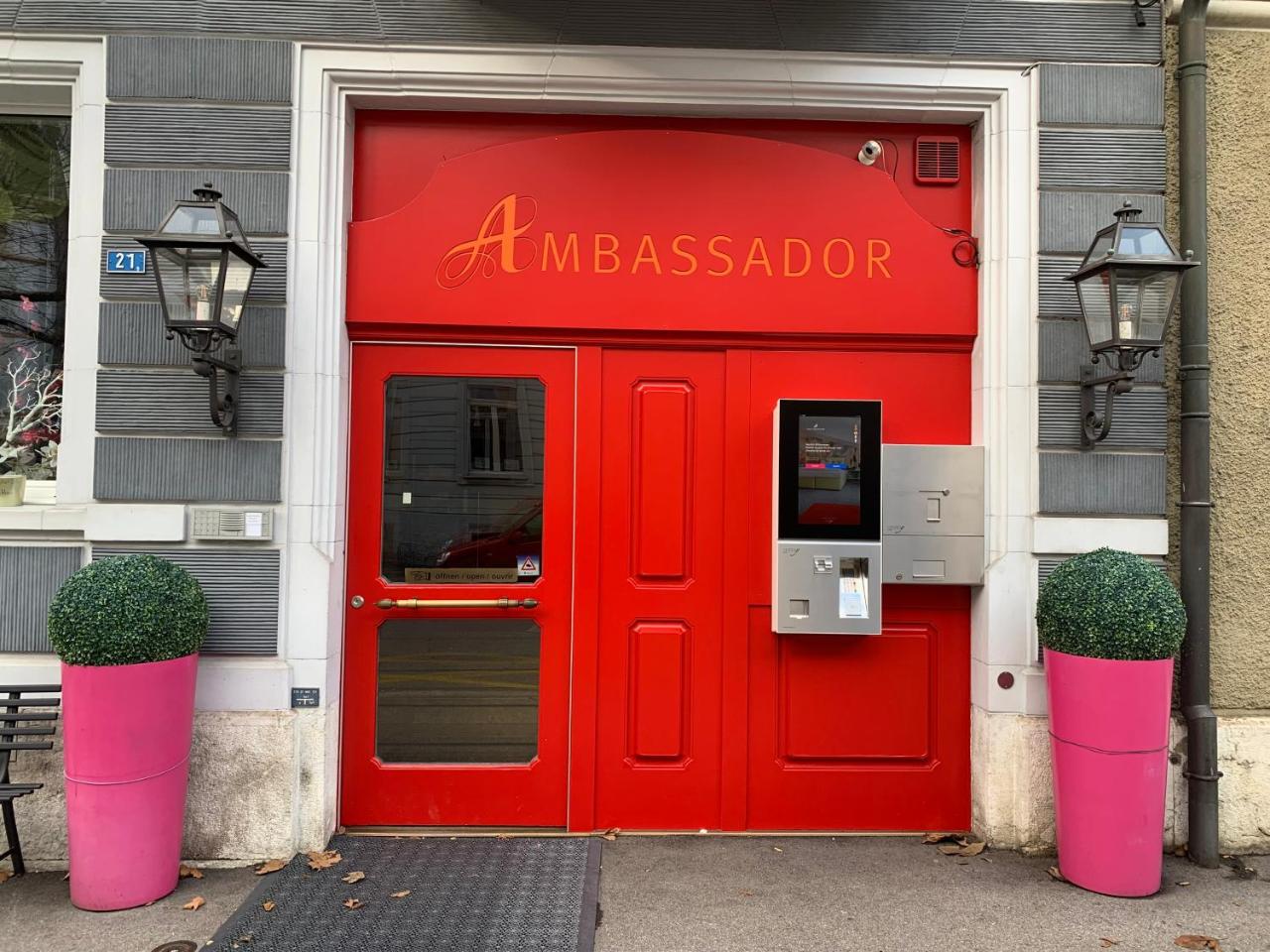 Hotel Ambassador photo 2