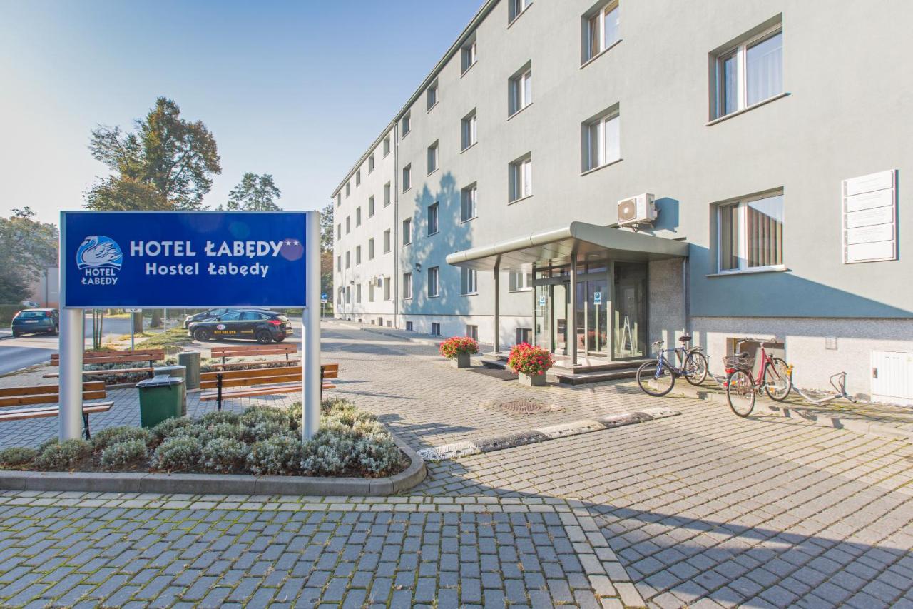 HOTEL ŁABĘDY i Hostel Łabędy