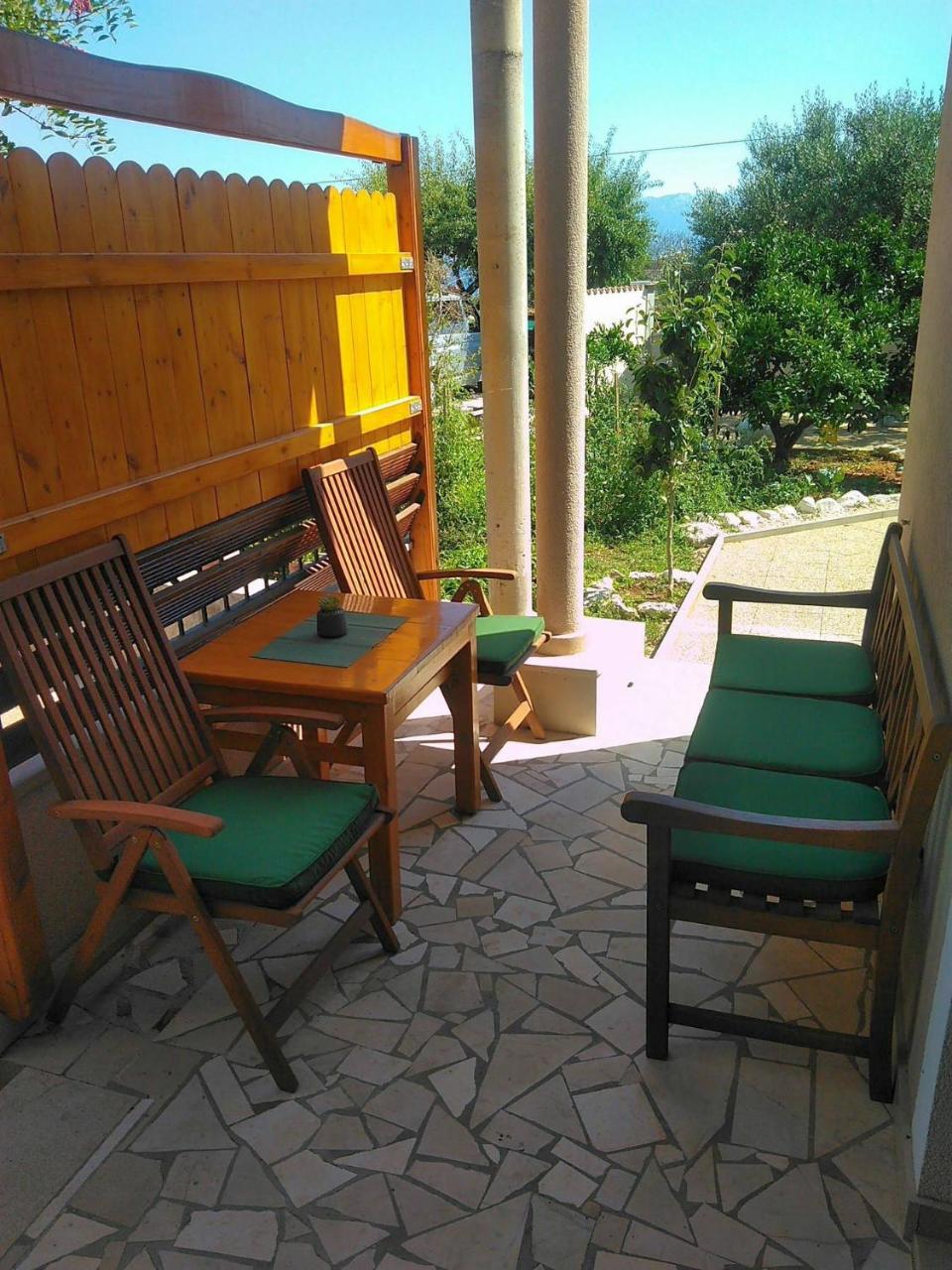 Jakov one bedroom apartment Sucuraj - 6