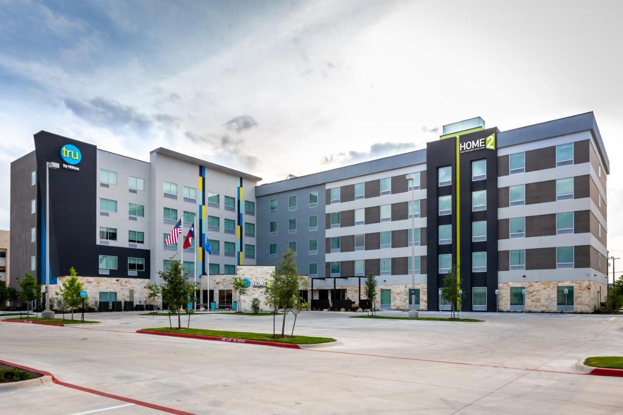 Tru by Hilton Pflugerville 