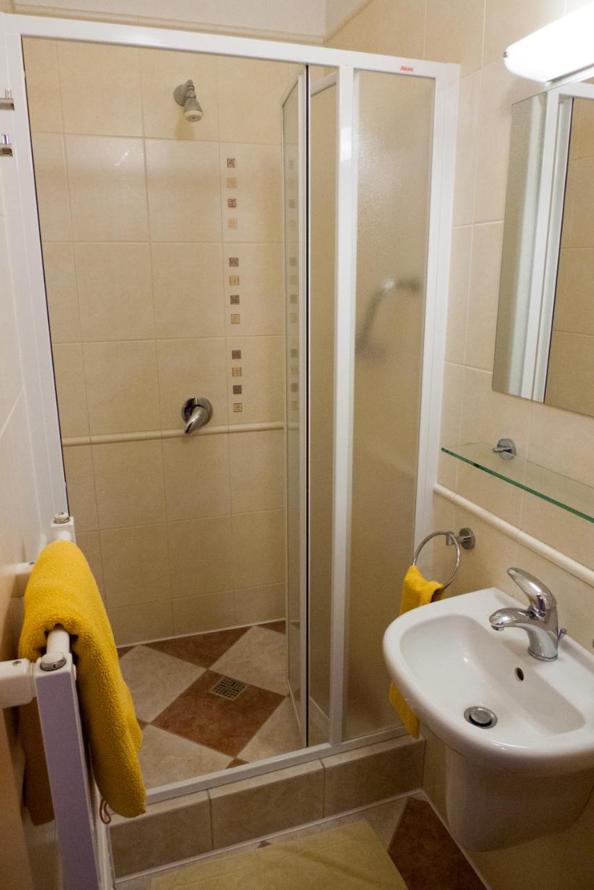 Hotel Ostrov Garni photo 2