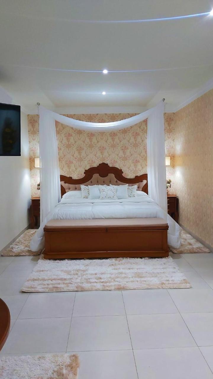 Hotel Pousada Chalé das Flores photo 2