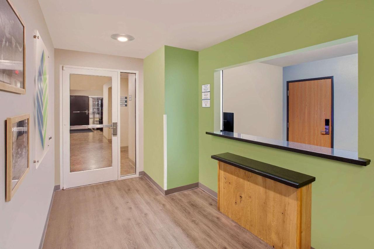 WoodSpring Suites Pharr photo 3