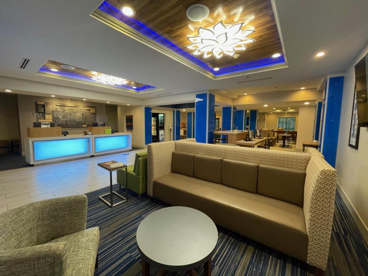 Holiday Inn Express & Suites Columbia - East Elkridge By IHG