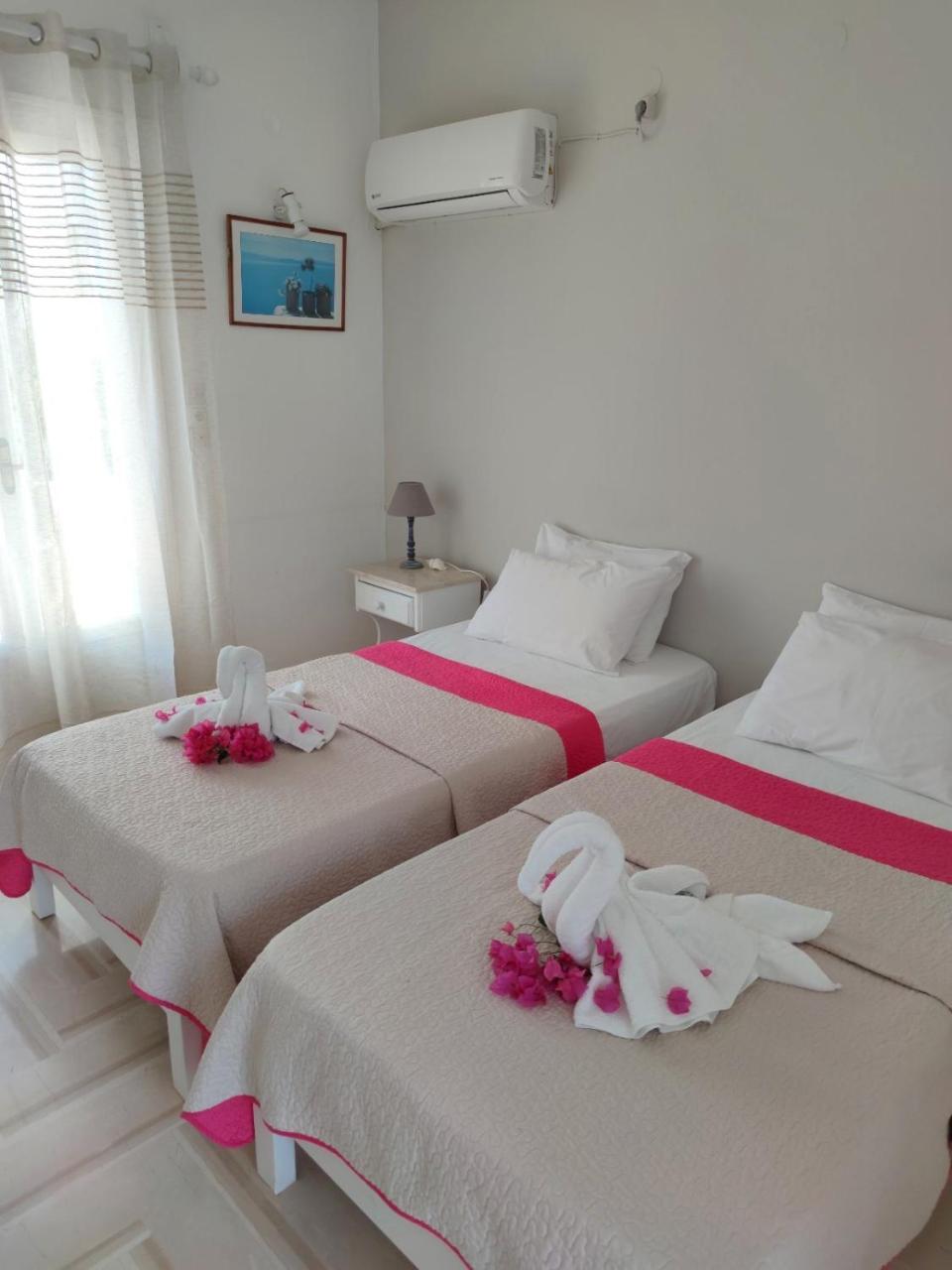 Ayeri Hotel photo 3