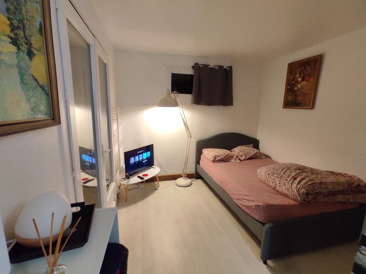 Studio Marjorie Indep. dans maison particulière - 2
