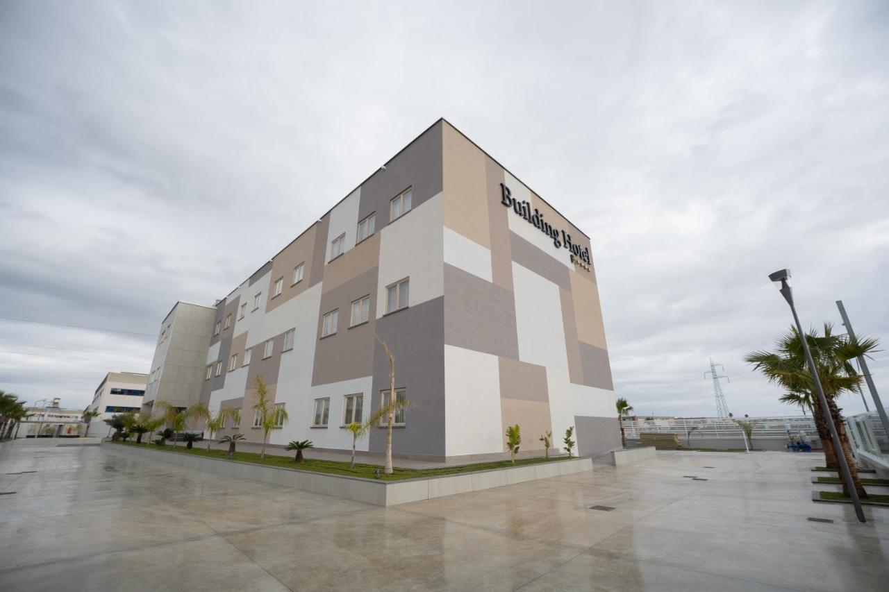 Building Hotel - 2