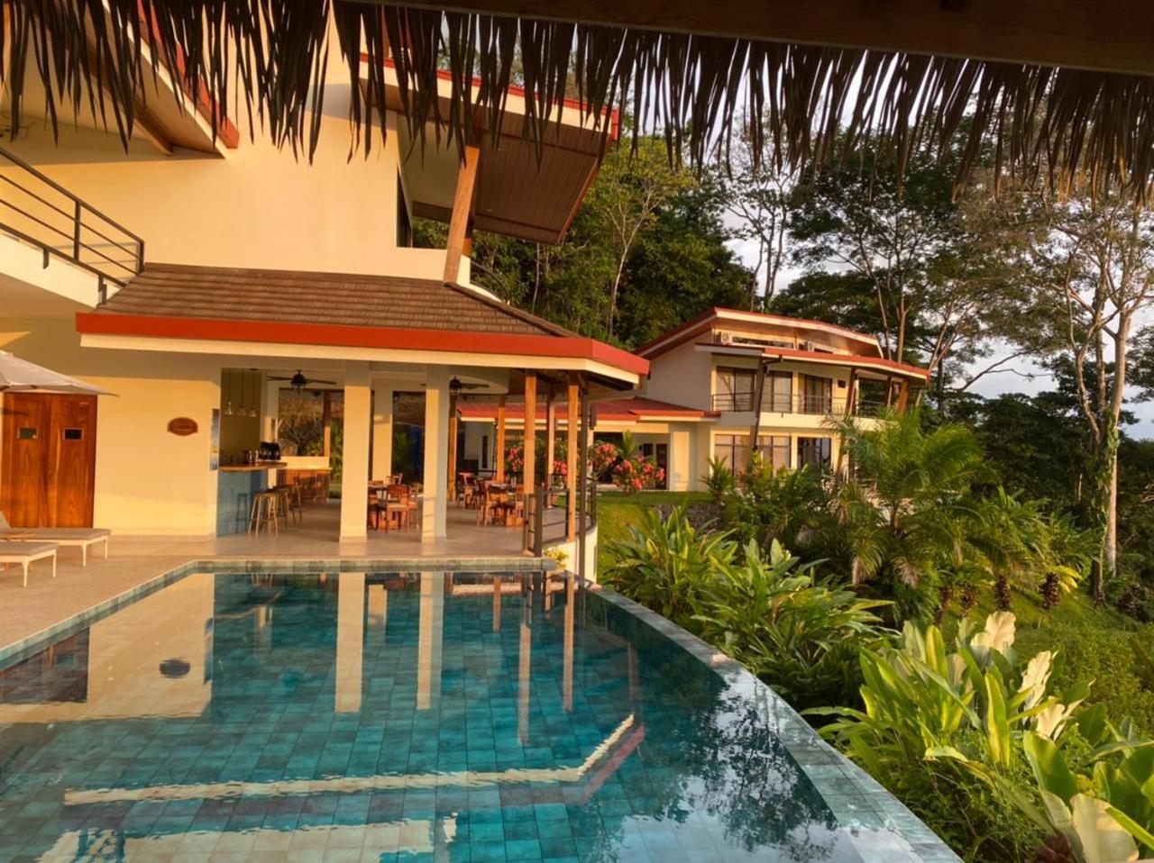 Lapazul Boutique Hotel