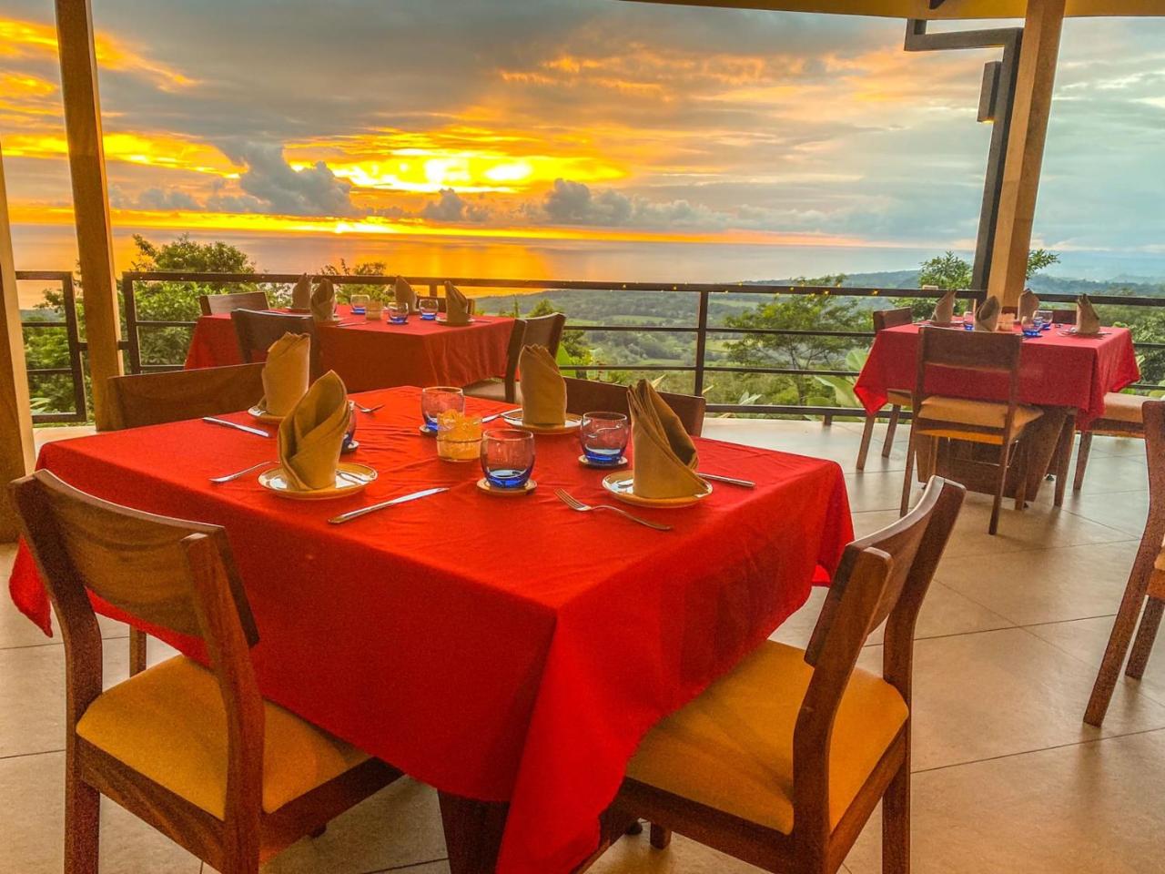 Lapazul Boutique Hotel