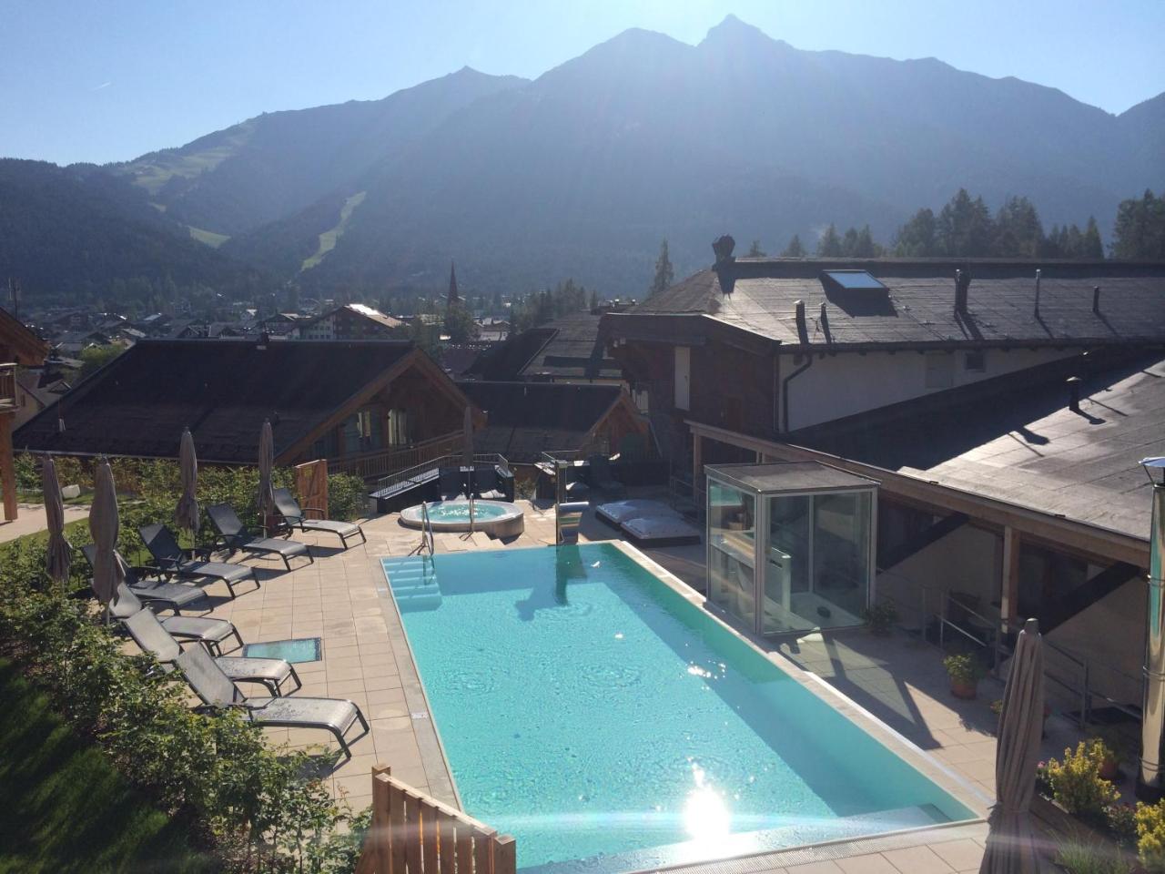 Photo - Mountains Hotel